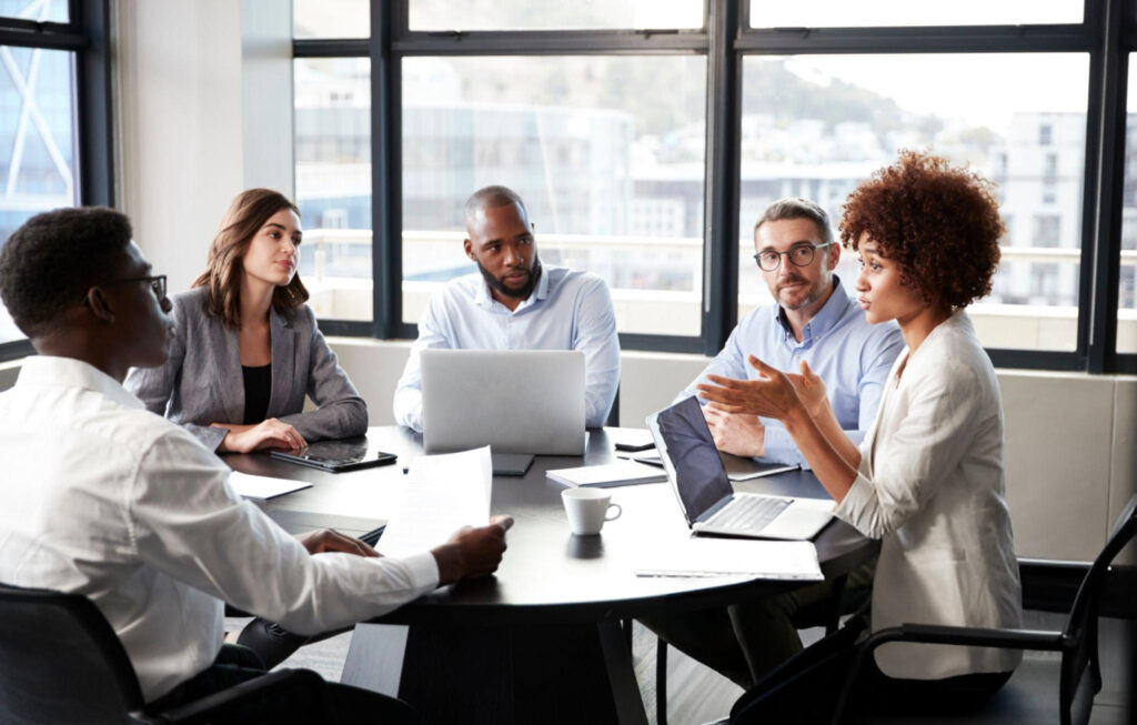 "Join professional network Sokrab – free global membership for consultants, legal, IT and education experts"